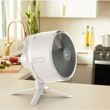 Shark Ανεμιστήρας Υδρονέφωσης 36W με Τηλεχειριστήριο