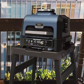 Ninja Επιτραπέζια Ηλεκτρική Ψησταριά Αυλακωτής Πλάκας 1700W με Καπάκι και Ρυθμιζόμενο Θερμοστάστη