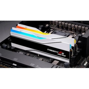 G.Skill Trident Z5 Neo RGB DDR5 32GB RAM με 2x16GB Modules και Ταχύτητα 8000 για Desktop