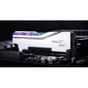 G.Skill Trident Z5 Royal DDR5 32GB RAM με 2x16GB Modules και Ταχύτητα 6400 για Desktop