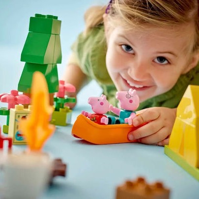 Lego Duplo Peppa Pig: Camping Trip για 2+ Ετών 32τμχ