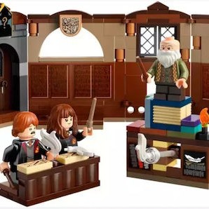 Lego Castle Harry Potter TM - Hogwarts Castle: Charms Class για 8+ Ετών 204τμχ