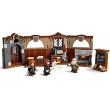 Lego Castle Harry Potter TM - Hogwarts Castle: Charms Class για 8+ Ετών 204τμχ