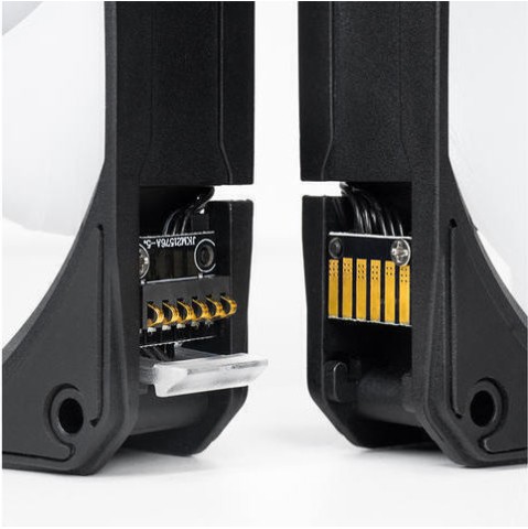 Chieftec Iceberg 360 RGB Υδρόψυξη Επεξεργαστή Τριπλού Ανεμιστήρα 120mm για Socket AM4/AM5/1700/1200/115x