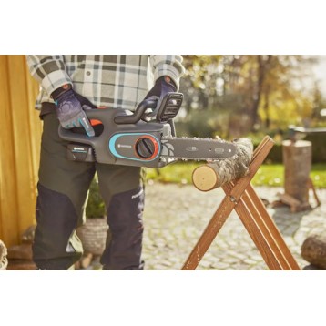 Gardena Αλυσοπρίονο Μπαταρίας 1x4Ah 18V 3.8kg με Λάμα 25cm