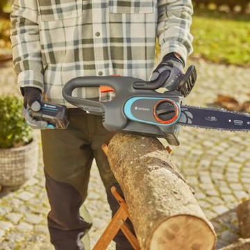 Gardena Αλυσοπρίονο Μπαταρίας 1x4Ah 18V 3.8kg με Λάμα 25cm