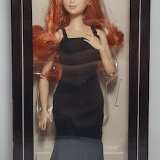 Mattel Barbie Basics Doll No4 Συλλεκτική Κούκλα Basic Model 04 για 6+ Ετών 30.48εκ.