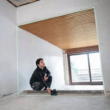 Bosch GLL 12V-100-33 CG Γραμμικό Αλφάδι Laser Πράσινης Δέσμης με Εύρος Εργασίας 100m