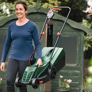 Bosch Easyrotak 32-205 Μηχανή Γκαζόν Ηλεκτρική 1200W