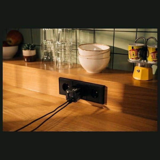 Verbatim Φορτιστής με Ενσωματωμένο Καλώδιο GaN με Θύρα USB-A και Θύρα USB-C USB-C 65W Power Delivery / Quick Charge 3.0 Μαύρος (32217)