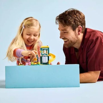 Lego Τουβλάκια Playground Fun With Bluey And Chloe για 4+ Ετών 104τμχ