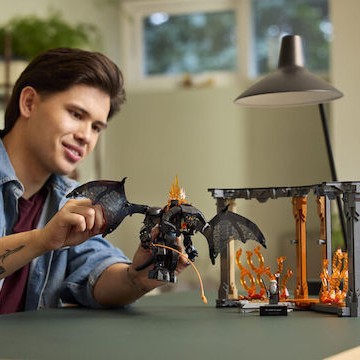 Lego Icons Balrog Book Nook για 18+ Ετών