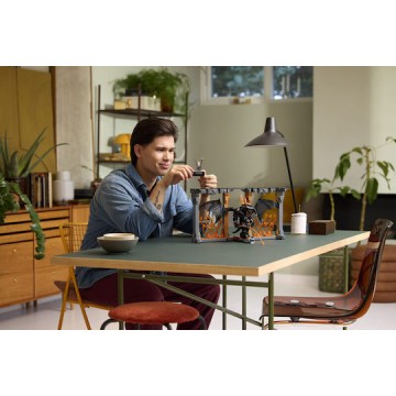 Lego Icons Balrog Book Nook για 18+ Ετών