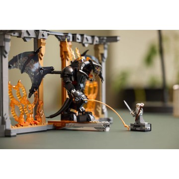 Lego Icons Balrog Book Nook για 18+ Ετών