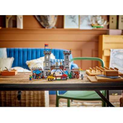 Lego Creator Medieval Horse Knight Castle για 9+ Ετών 1371τμχ