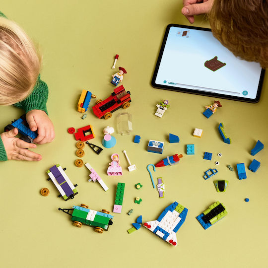 Lego Disney Toy Story Celebration Train & RC Car για 4+ Ετών 206τμχ