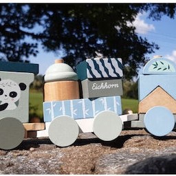 Hape Παιχνίδι Στοίβαξης Fantasia Blocks Train από Ξύλο για 12+ Μηνών