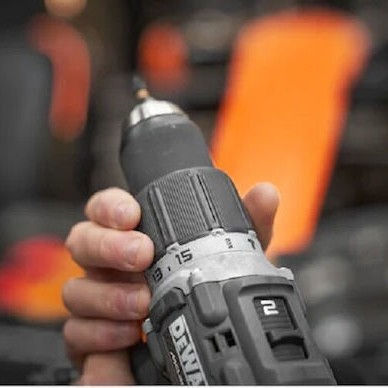 Dewalt McLaren Κρουστικό Δραπανοκατσάβιδο Μπαταρίας Brushless 18V 2x4Ah