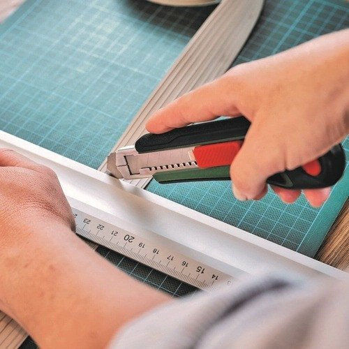 Bosch Professional Retractable Blade Knife