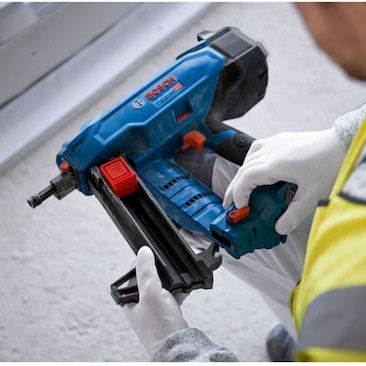 Bosch Καρφωτικό Μπαταρίας 18V για Καρφιά