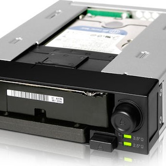 Icy Dock DuoSwap 2.5 inch-3.5 inch Hot-Swap SATA/SAS HDD/SSD Trayless Mobile Rack Backplane Cage for External 5.25Inch Drive Bay Μαύρο