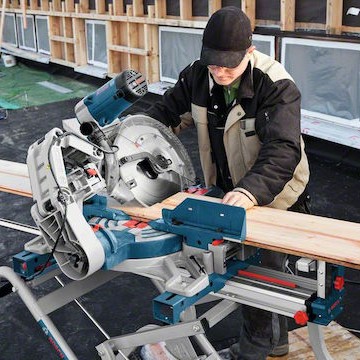 Bosch GCM 12 GDL Professional Φαλτσοπρίονο Ρεύματος Συρόμενο με Ισχύ 2000W, Δίσκο Κοπής Διαμέτρου 305mm & Ταχύτητα Κοπής 3800rpm