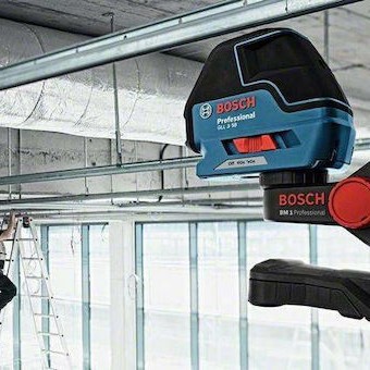 Bosch GLL 3-50 Αυτορυθμιζόμενο Γραμμικό Αλφάδι Laser Κόκκινης Δέσμης 1.5V με Εύρος Εργασίας 10m