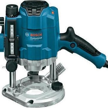 Bosch GOF 1250 CE Professional Κάθετη Φρέζα 1250W με Ρύθμιση Ταχύτητας και με Σύστημα Αναρρόφησης