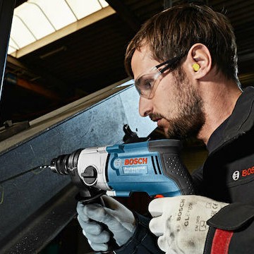 Bosch GBM 13-2 RE Κρουστικό Δράπανο 900W με Θήκη