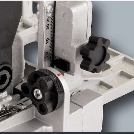 Einhell Φρεζοκαβιλιέρα 860W με Σύστημα Αναρρόφησης