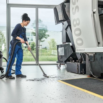 Karcher NT 65/2 Tact² Σκούπα Υγρών / Στερεών 2760W με Πλαστικό Κάδο 65lt