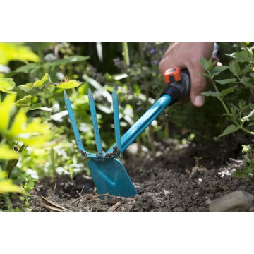 Gardena Σκαλιστήρι με Τρίχαλο Χειρός με Κοντάρι 36.6cm