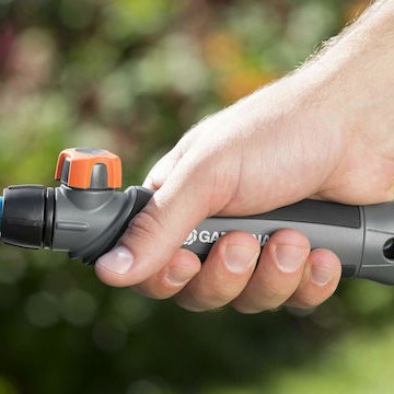 Gardena Σκαλιστήρι με Τρίχαλο Χειρός με Κοντάρι 36.6cm