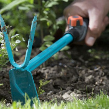 Gardena Σκαλιστήρι με Δίχαλο Χειρός 36.6cm και Πλαστική Λαβή