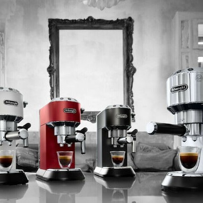 De'Longhi Dedica Pump Μηχανή Espresso 1300W Πίεσης 15bar Κόκκινη