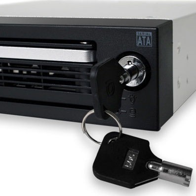 Icy Dock DataCage DataCage Basic 3.5 inch Hot-Swap SATA/SAS HDD Mobile Rack Backplane Cage for External 5.25 Inch Drive Bay Μαύρο (MB876SK-B)