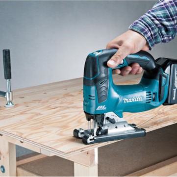 Makita Σέγα 18V Solo Brushless