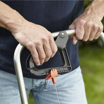 Gardena 00432-20 Τροχήλατη Σπαρτική Μηχανή με Χωρητικότητα 12.5lt