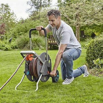 Gardena Τροχήλατη Ανέμη Ποτίσματος για Λάστιχο έως 100m Classic Cleverroll L Easy
