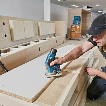 Bosch GKF 12V-8 Professional Κουρευτικό Περιθωρίων 12V 2x3Ah