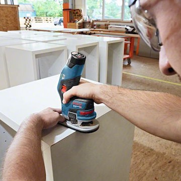 Bosch GKF 12V-8 Professional Κουρευτικό Περιθωρίων 12V 2x3Ah