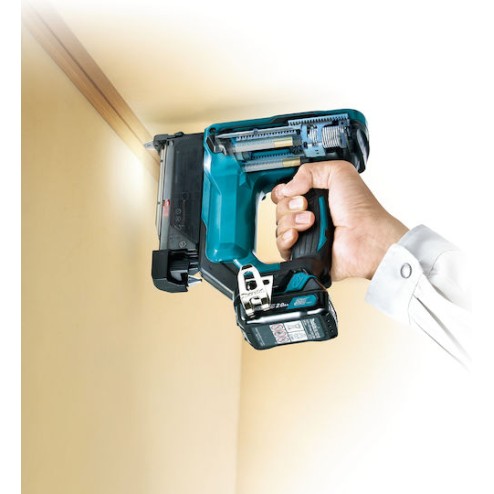 Makita Καρφωτικό Μπαταρίας 10.8V 2x4Ah για Καρφιά