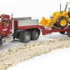 Bruder Φορτηγό Μack με Επικαθήμενη Καρότσα & JCB για 3+ Ετών
