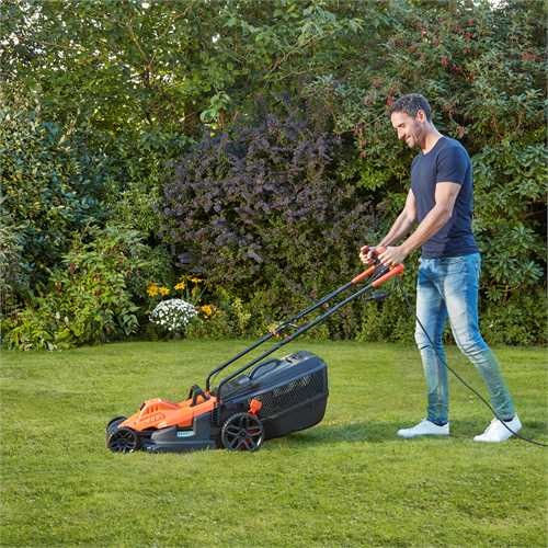 Black & Decker Μηχανή Γκαζόν Ηλεκτρική 1800W