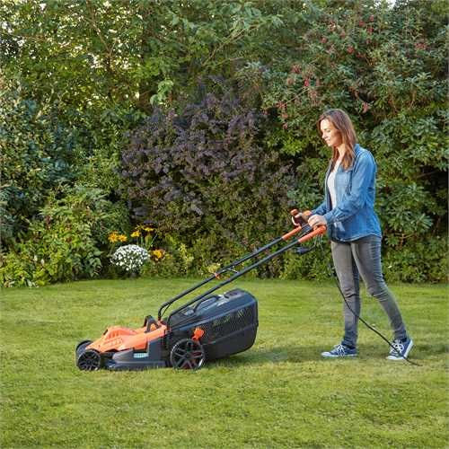 Black & Decker Μηχανή Γκαζόν Ηλεκτρική 1800W