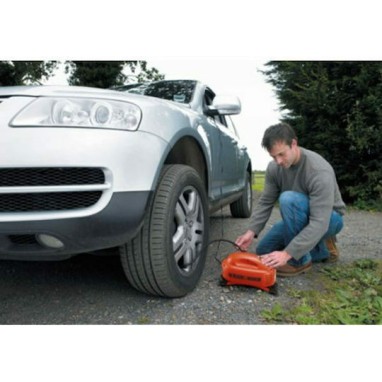 Black & Decker Τρόμπα Αυτοκινήτου 120PSI με Καλώδιο Αναπτήρα 12V