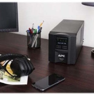 APC Smart-UPS 750 UPS Line-Interactive