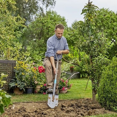 Gardena Natureline Φτυάρι Ίσιο με Κοντάρι 117cm και Πλαστική Λαβή