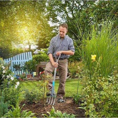 Gardena NatureLine Πηρούνα Κήπου με Κοντάρι 4 Δοντιών