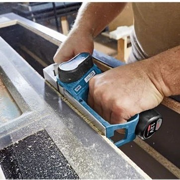 Bosch GHO 12V-20 Professional Πλάνη 12V Solo με Σύστημα Αναρρόφησης